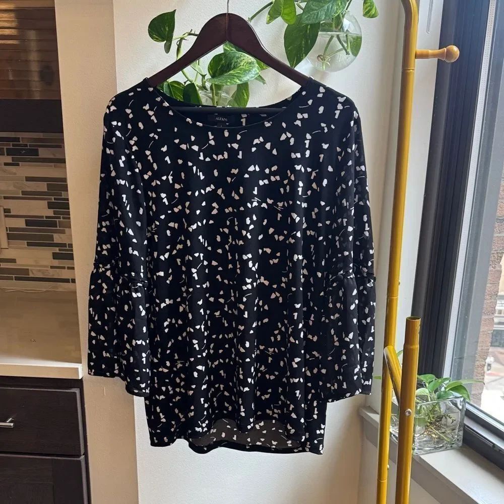 Alfani Black and White Abstract Blouse